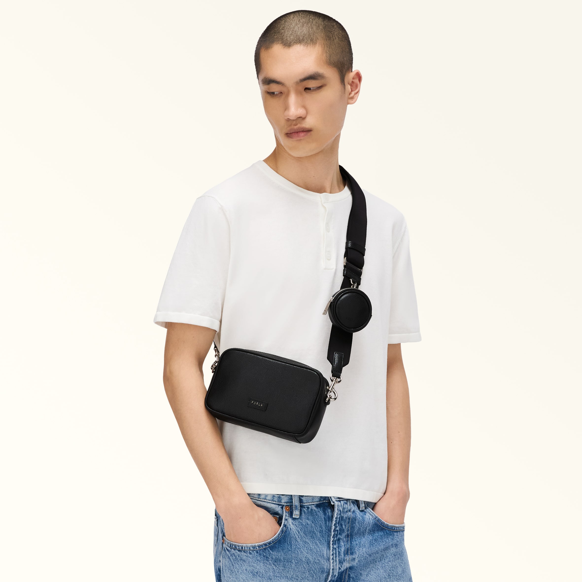 クロスボディ MINI NERO Furla Man Cosmo | Furla JP