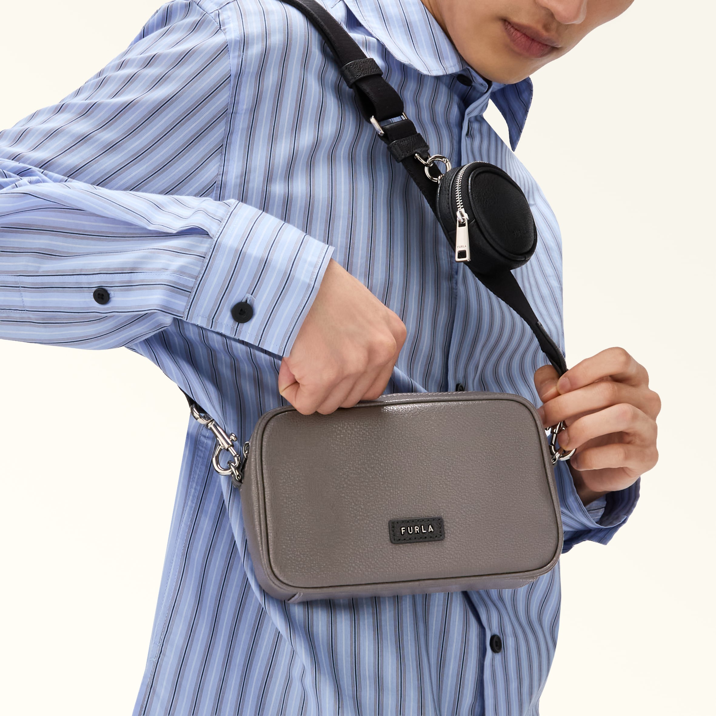 Crossbody MINI URBAN GRAY+NERO Furla Man Cosmo | Furla JP