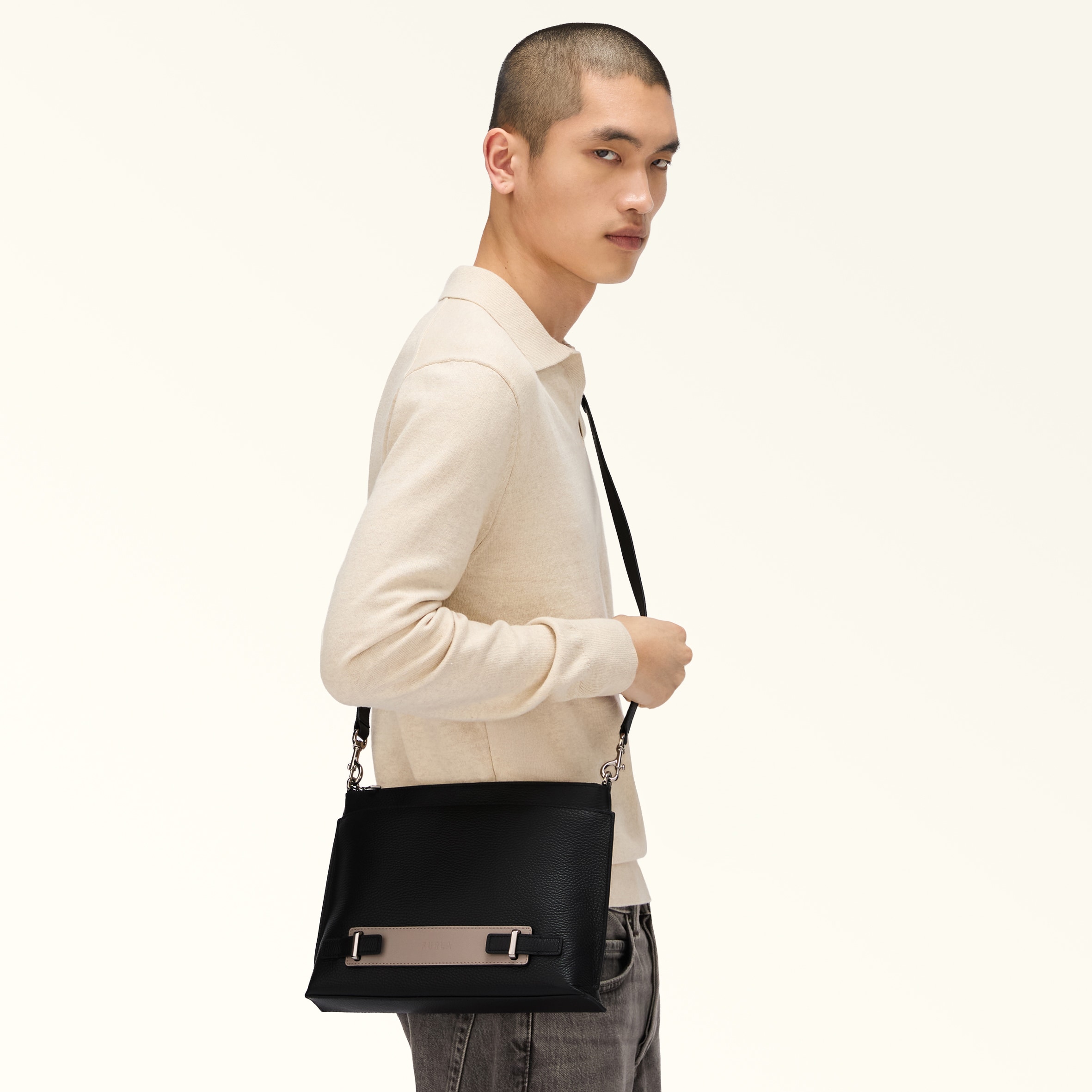 クロスボディ M NERO+LINEN Furla Man Giove | Furla JP