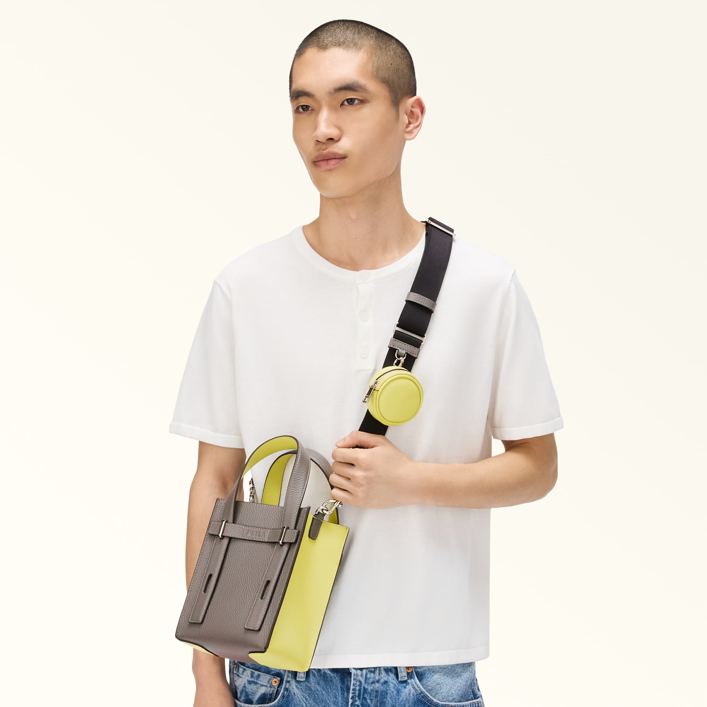 クロスボディ MINI URBAN GRAY+M YELLOW Furla Man Giove | Furla JP