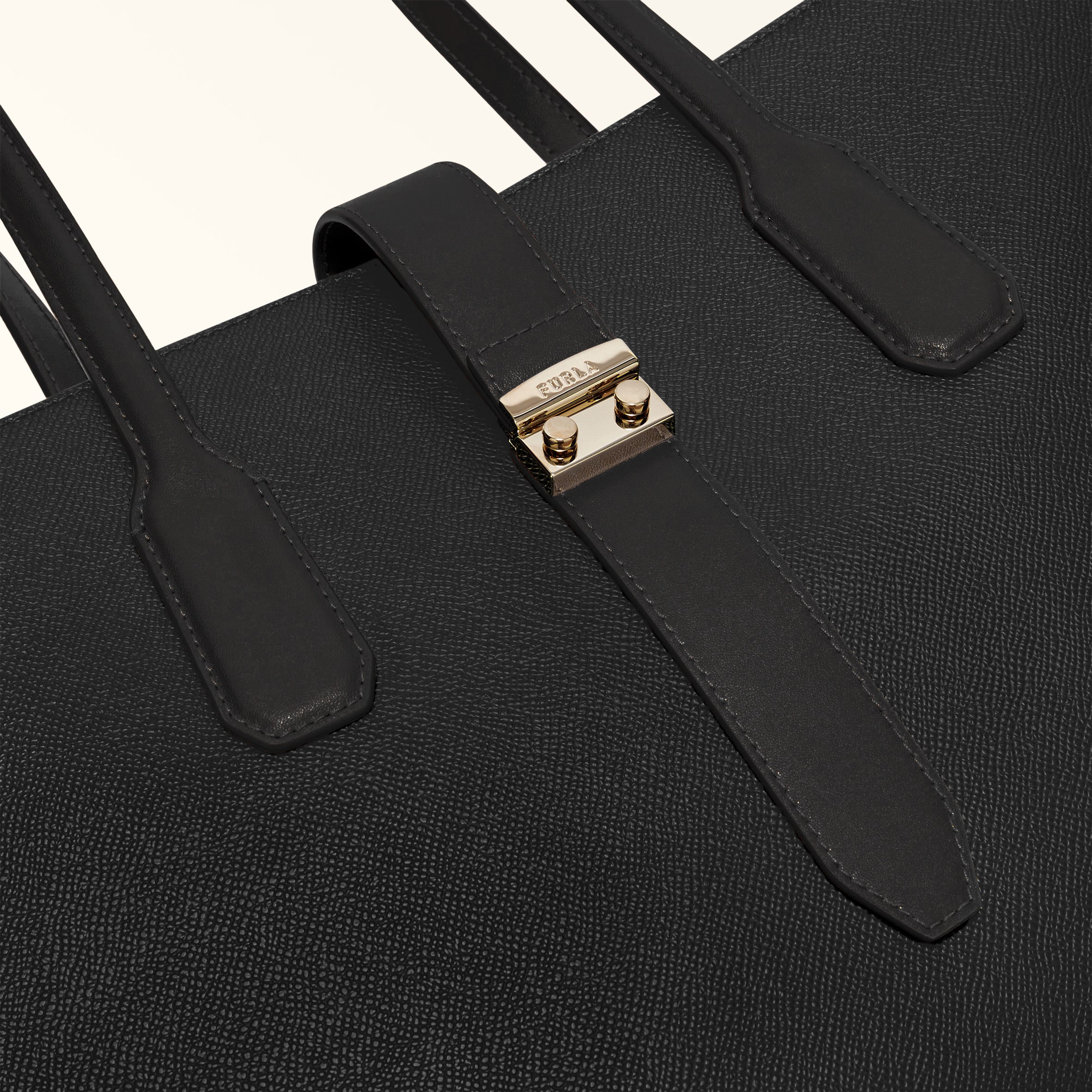Furla Metro