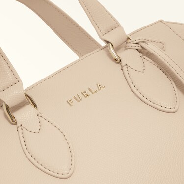 Furla Minerva