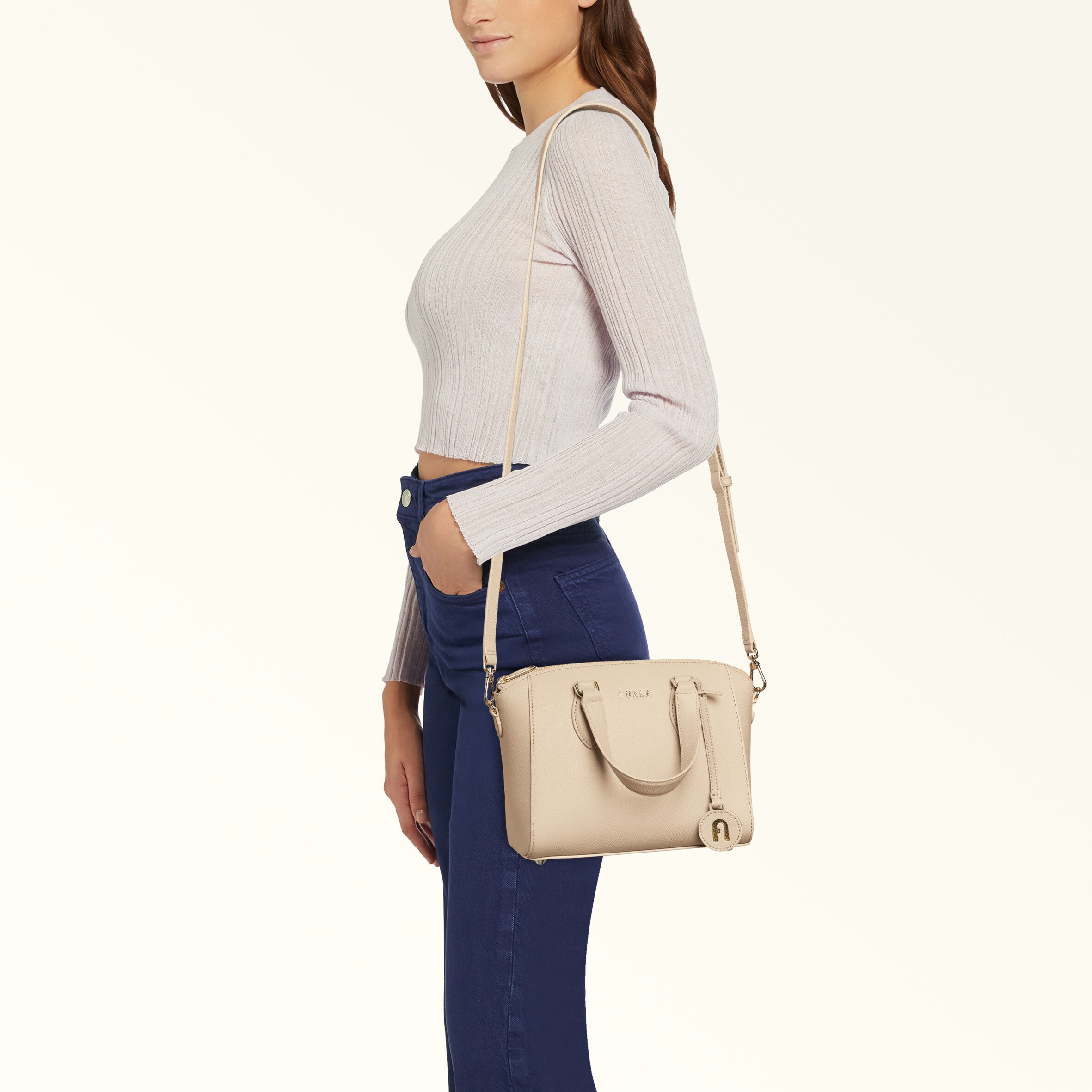未使用級✨FURLA ミネルヴァ MINERVA サッチェル ショルダーバッグ