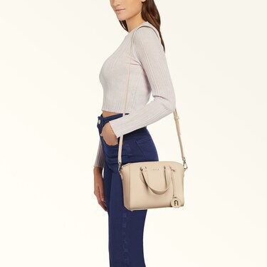 Furla Minerva