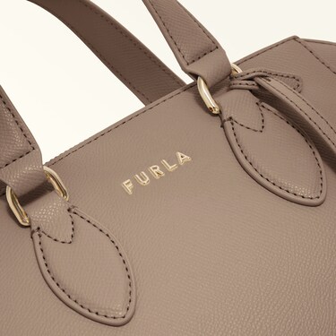 Furla Minerva