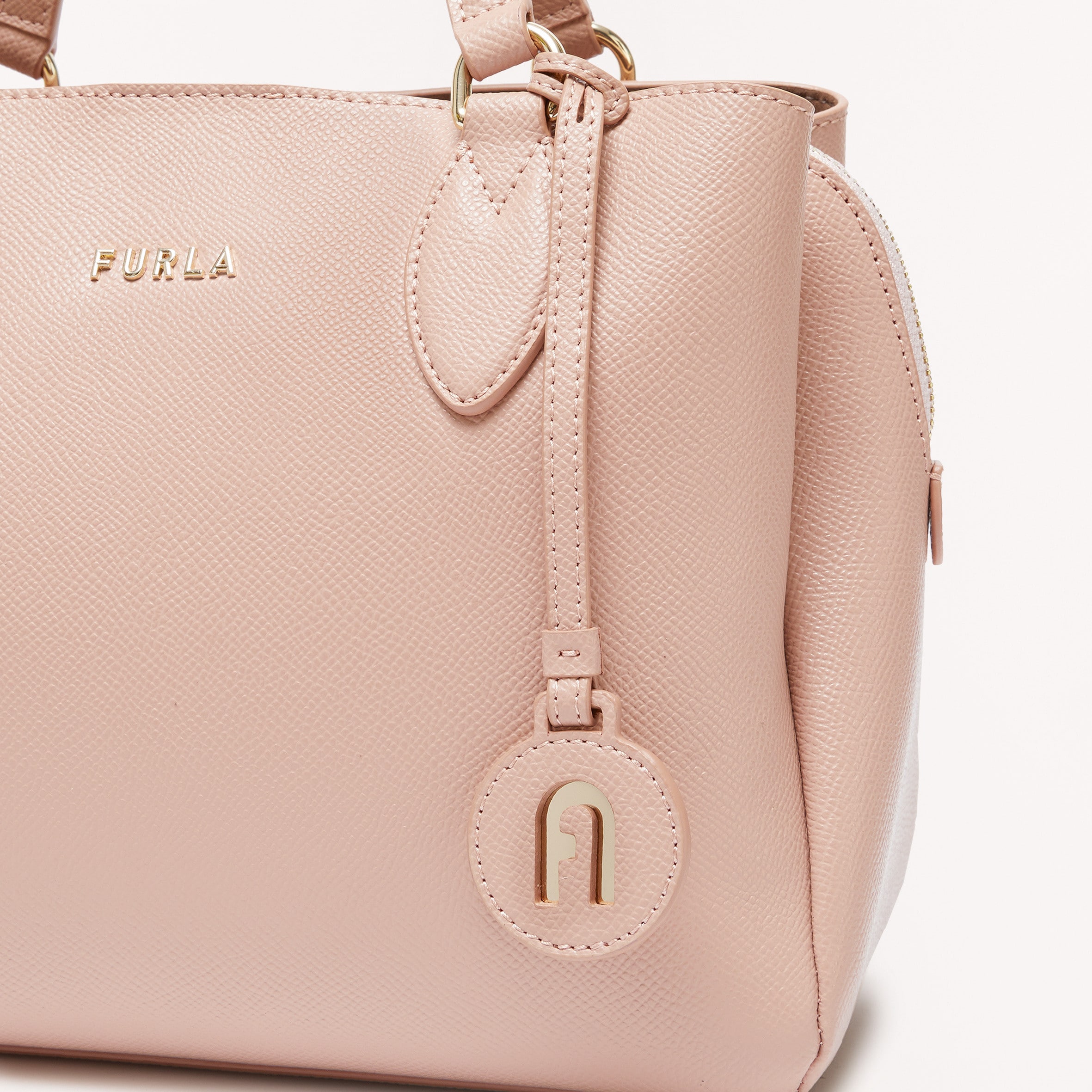 Sites-furla-jp-Site