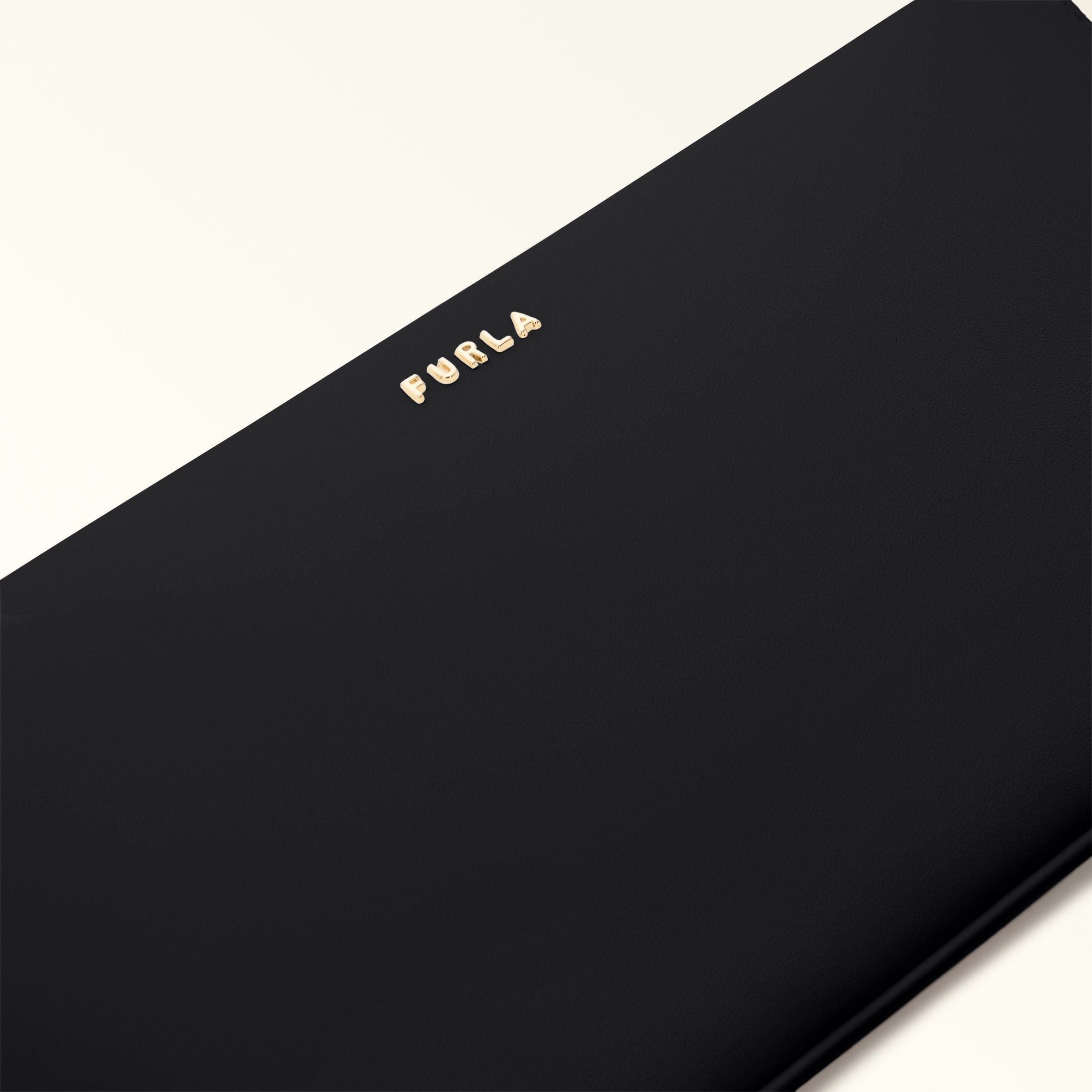 Furla Classic