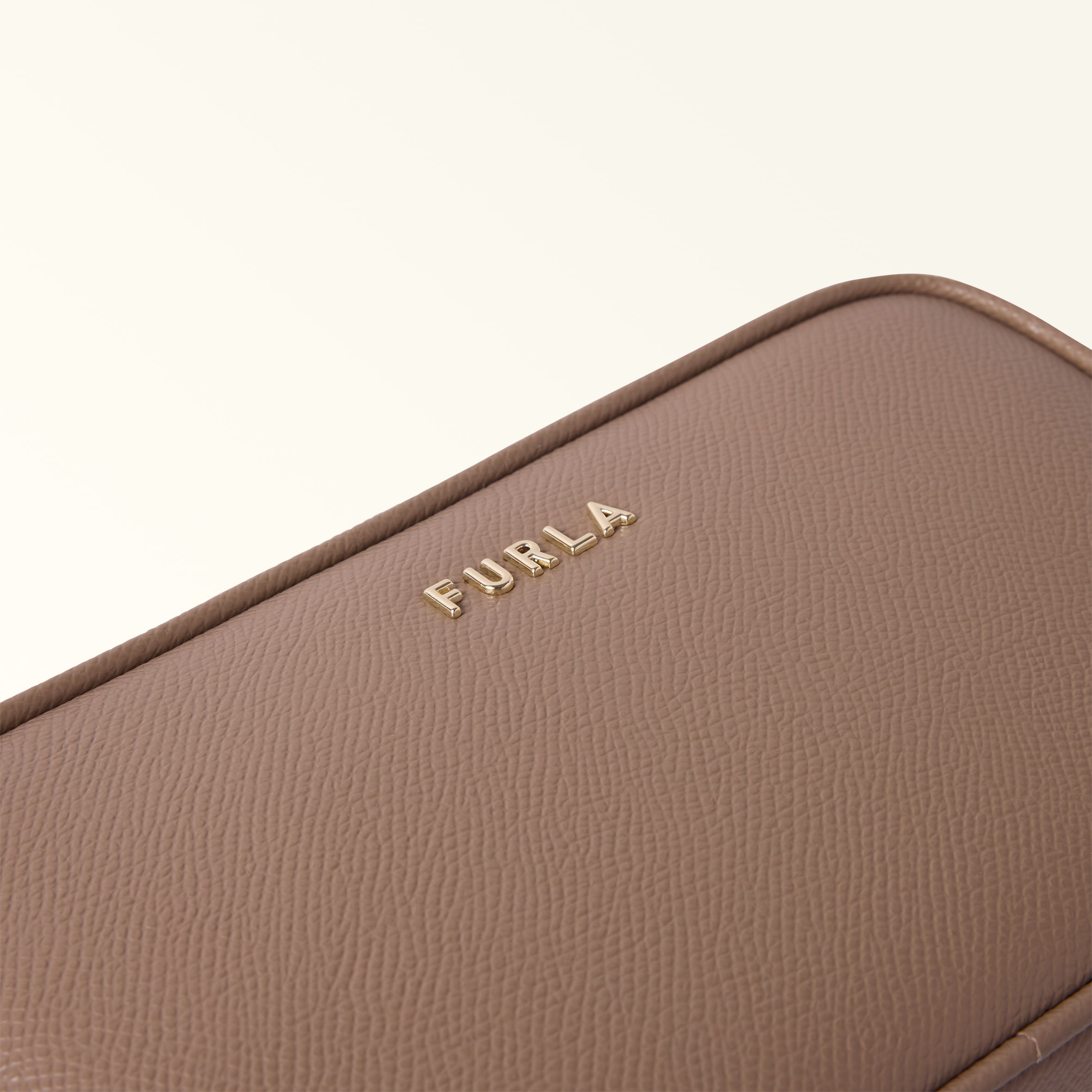 Furla Classic