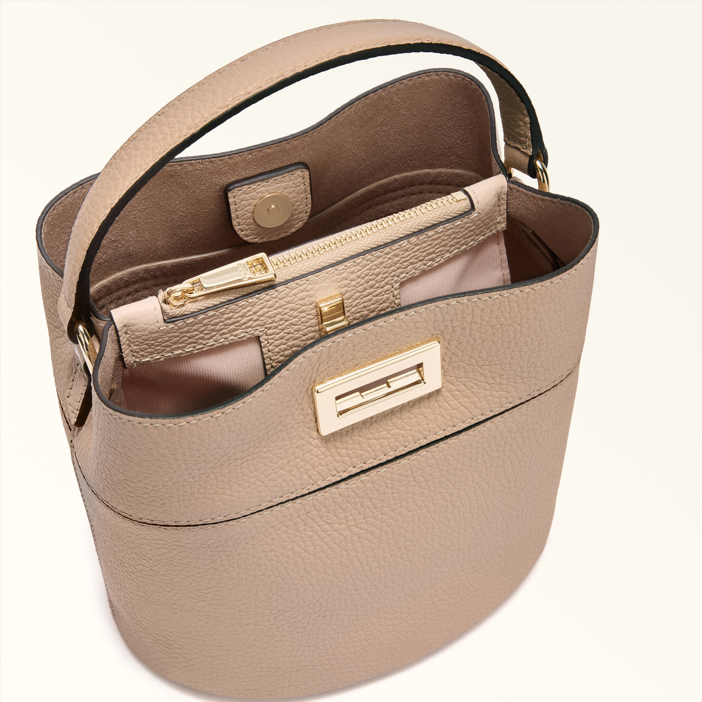 フルラ ムートン フラップ Bucket Bag COTONE g Furla Amelia | Furla US