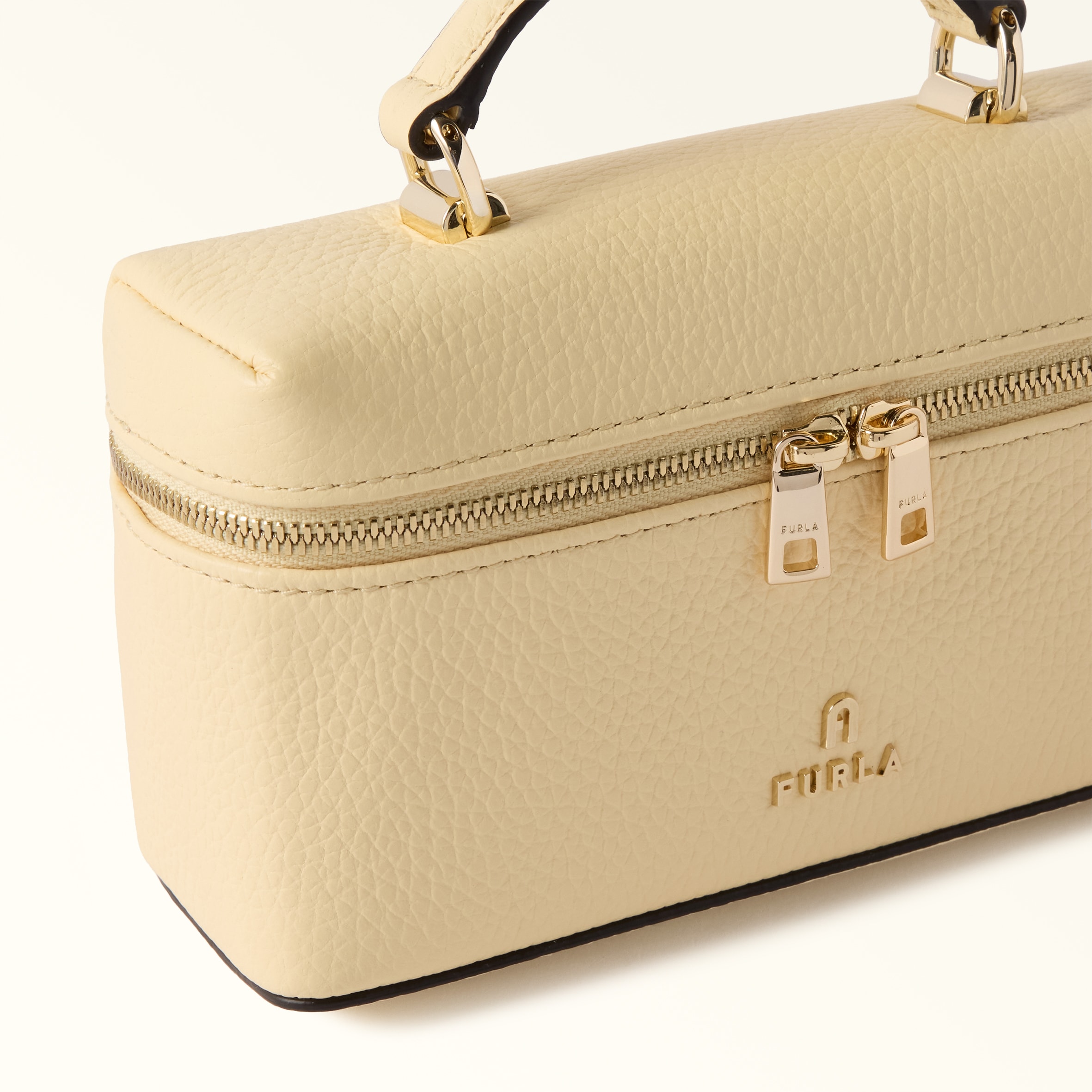 Furla Camelia