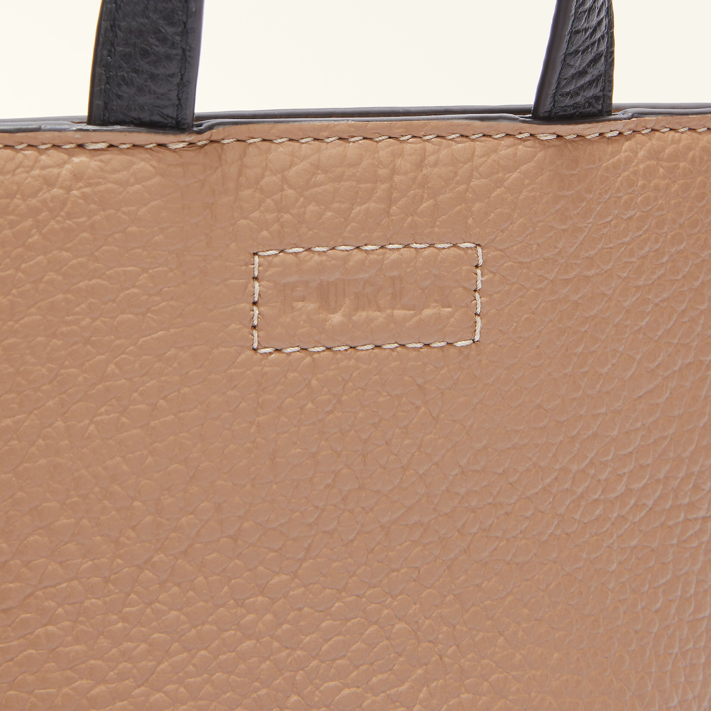 Furla Camelia