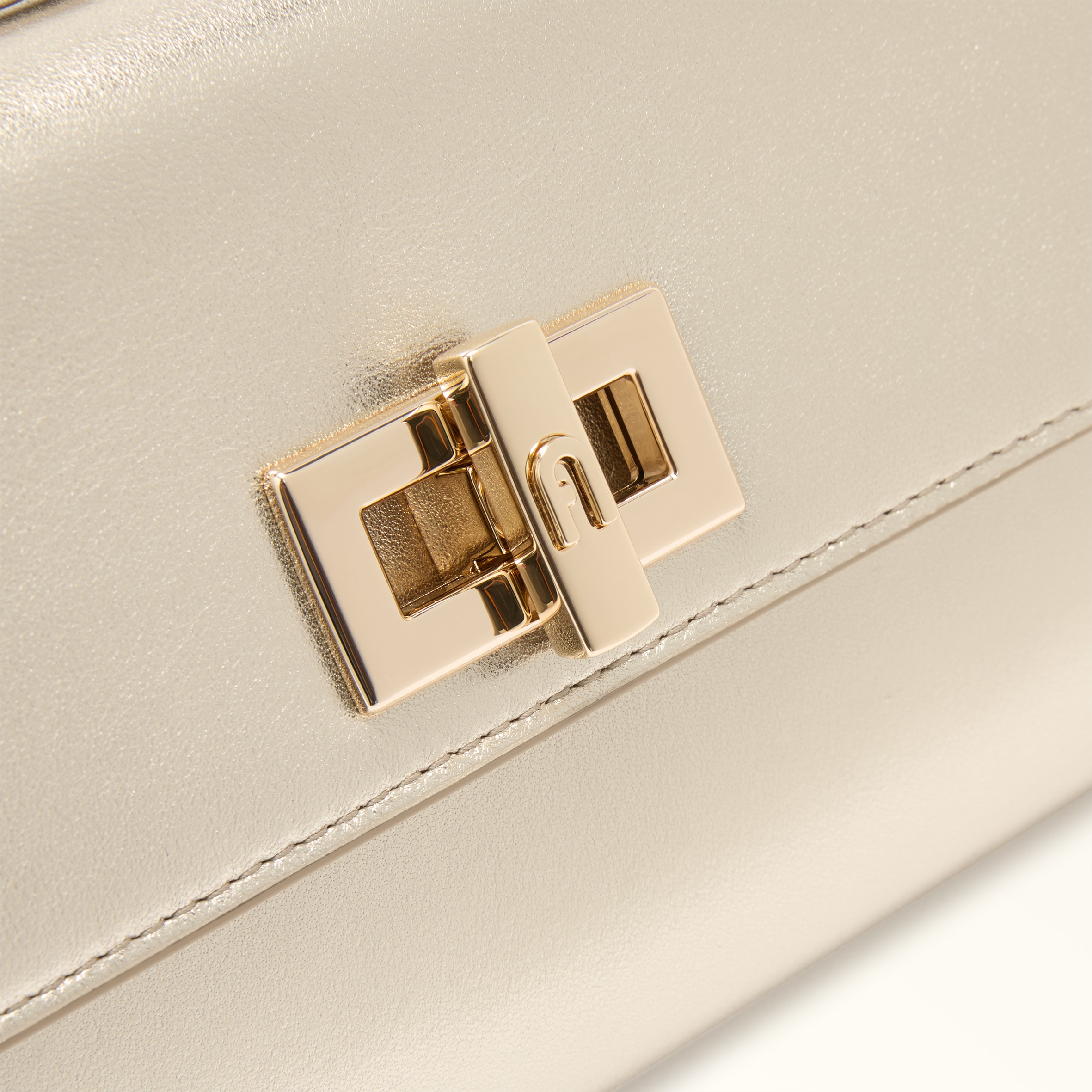 Furla Clara