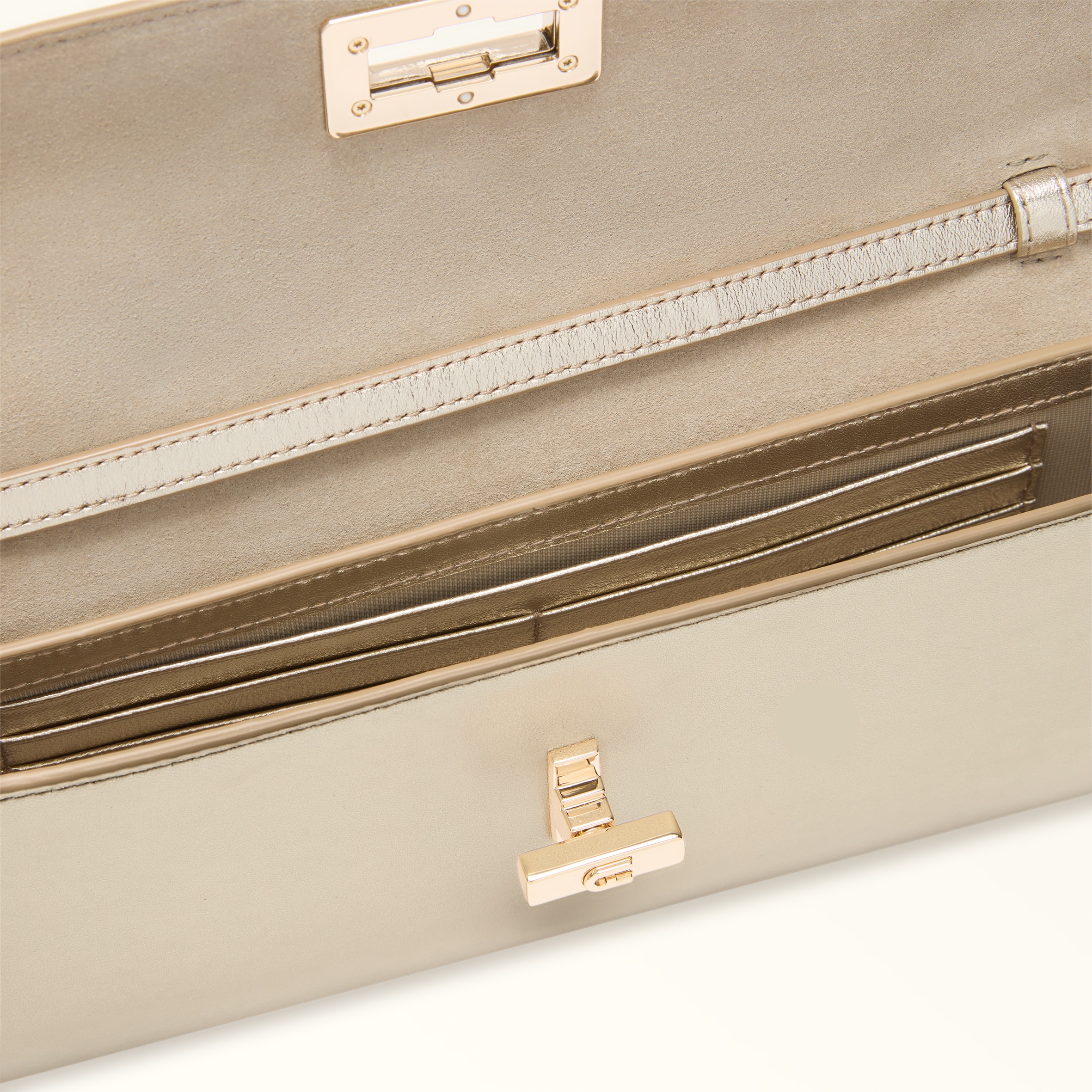 Furla Clara