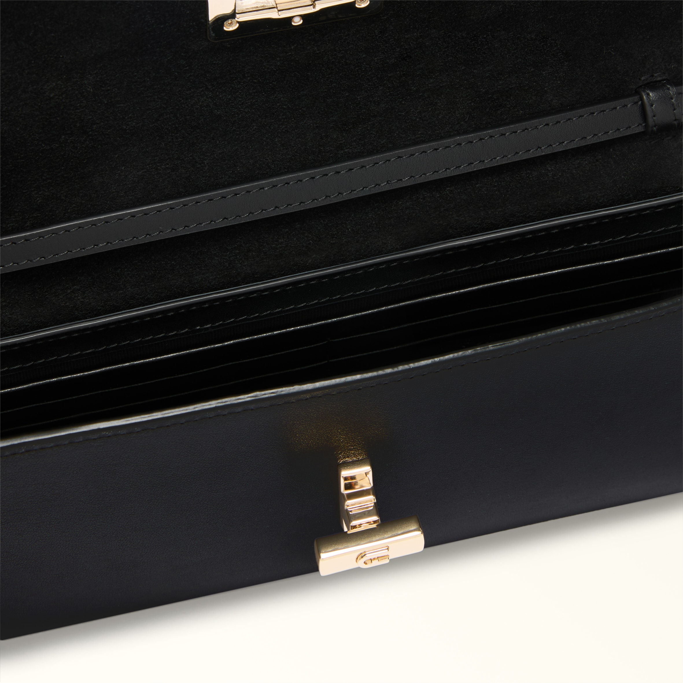 ☆EVENING S CLUTCH FURLA ブラック　がま口WB00260 Elegant Women's Leather Pochette and Clutch Bags | Furla US