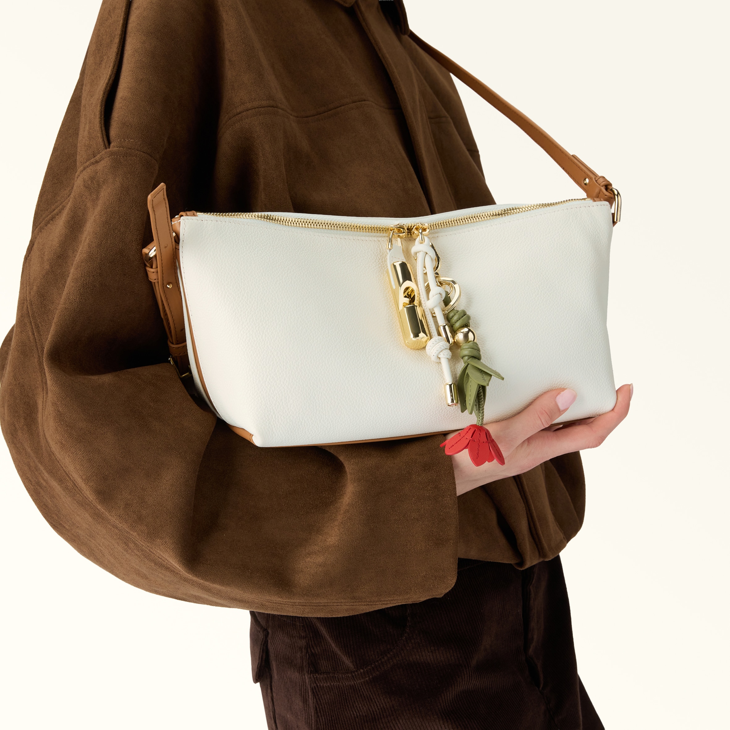 FURLA ハンドバッグ ゴールド金具 FURLA ハンドバッグ 青 ゴールド金具 【公式通販】