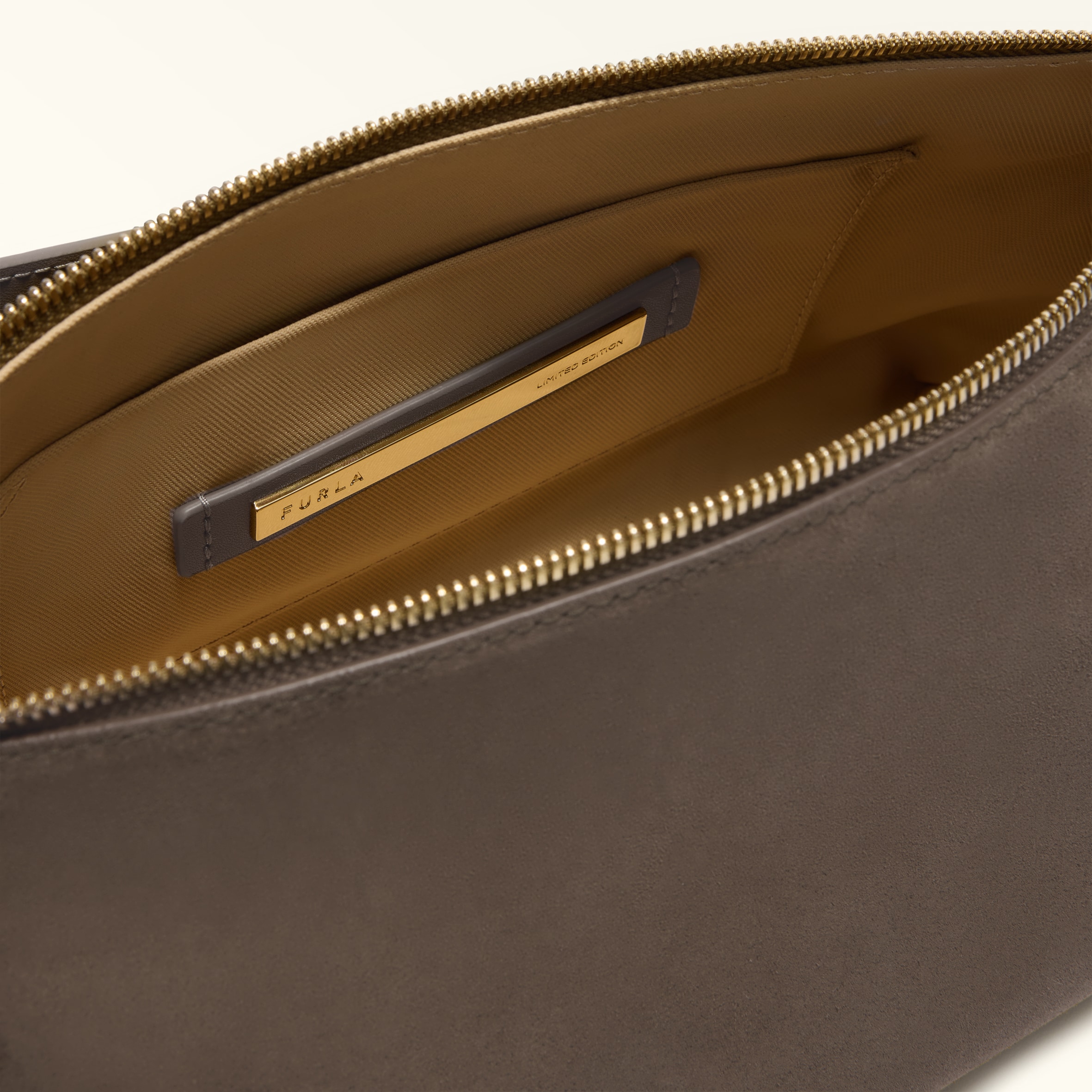 Shoulder Bag TONI MUDDY GRAY Furla Debby | Furla LU