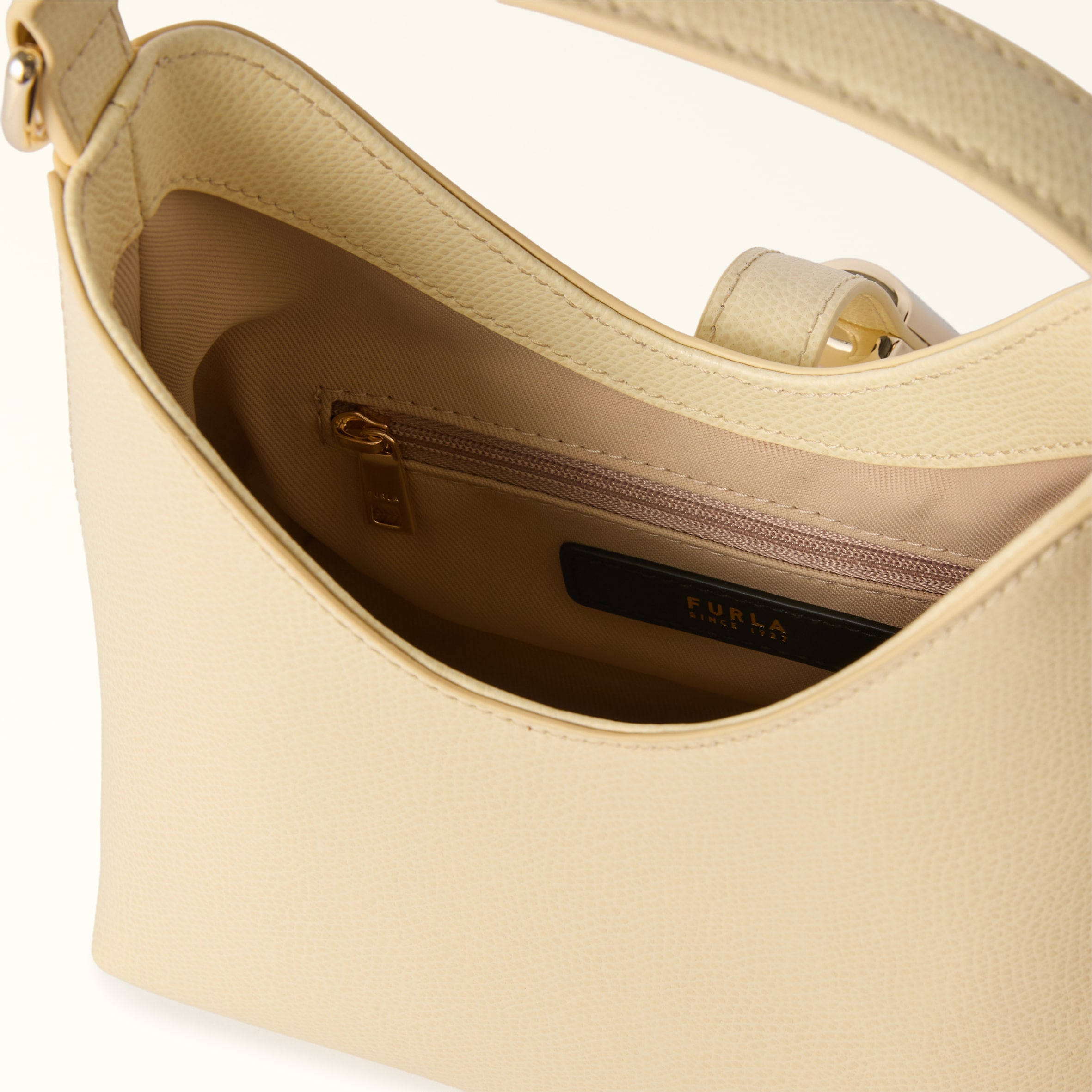 FURLA IRIDE 迷你包 M