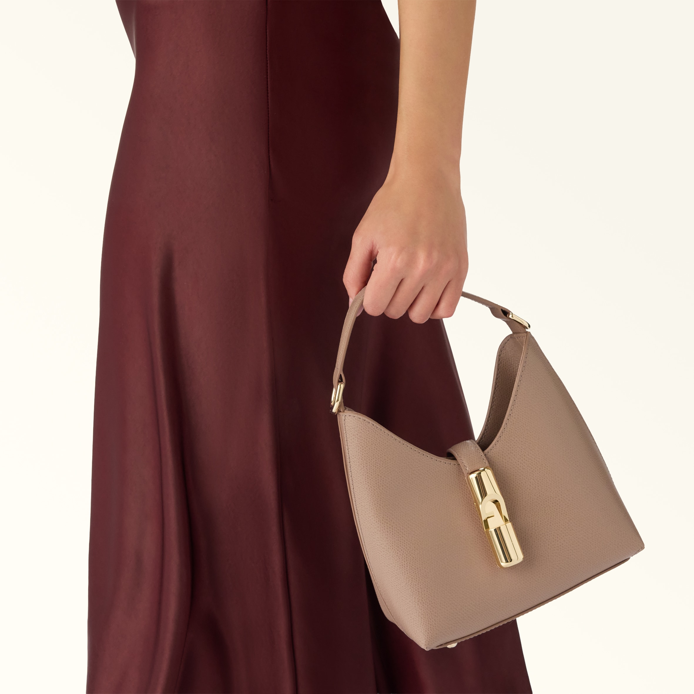 FURLA IRIDE 迷你包 M