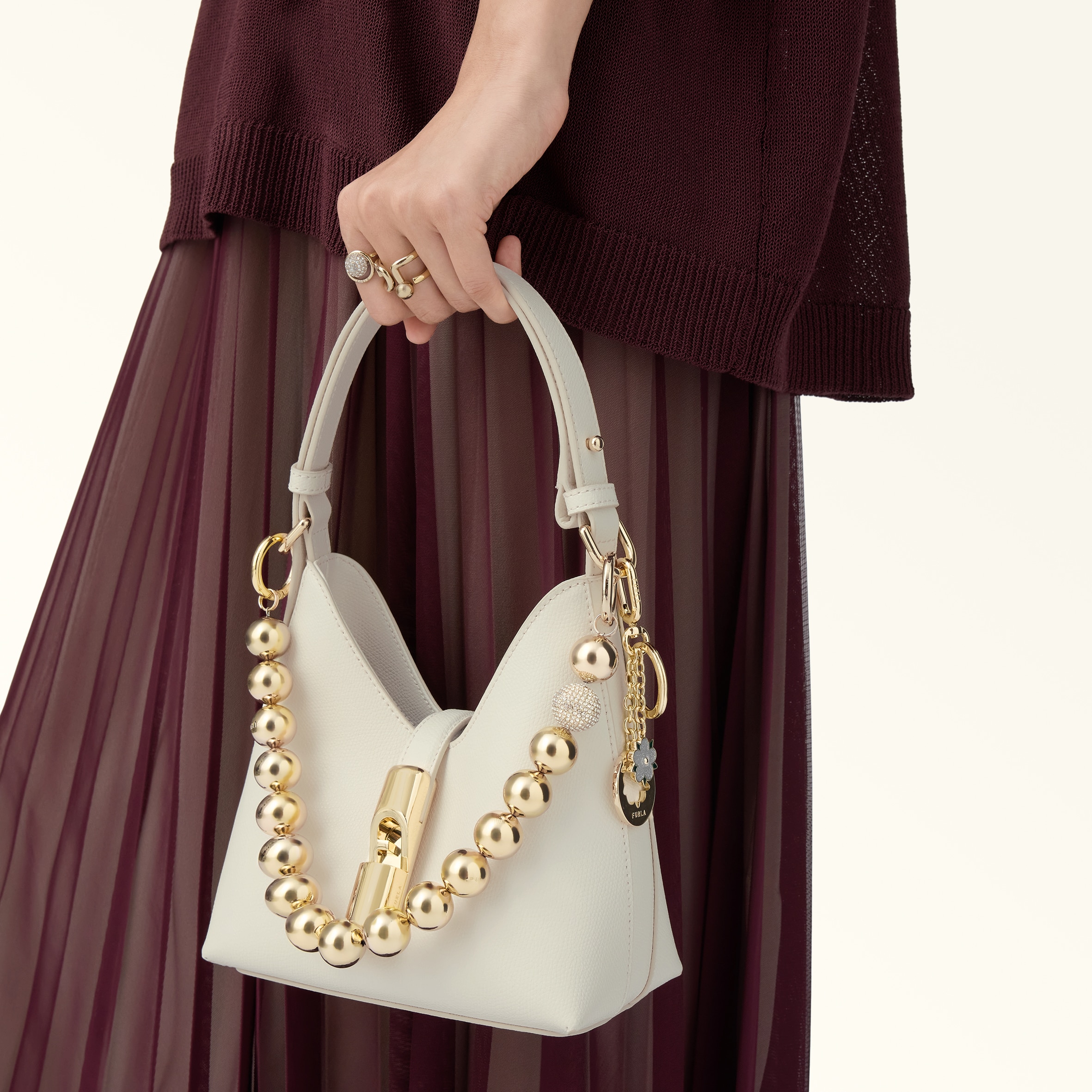 【hana☆ハナ】超美品♡FURLA バック 楽天市場】フルラ（ブランドフルラ）の通販