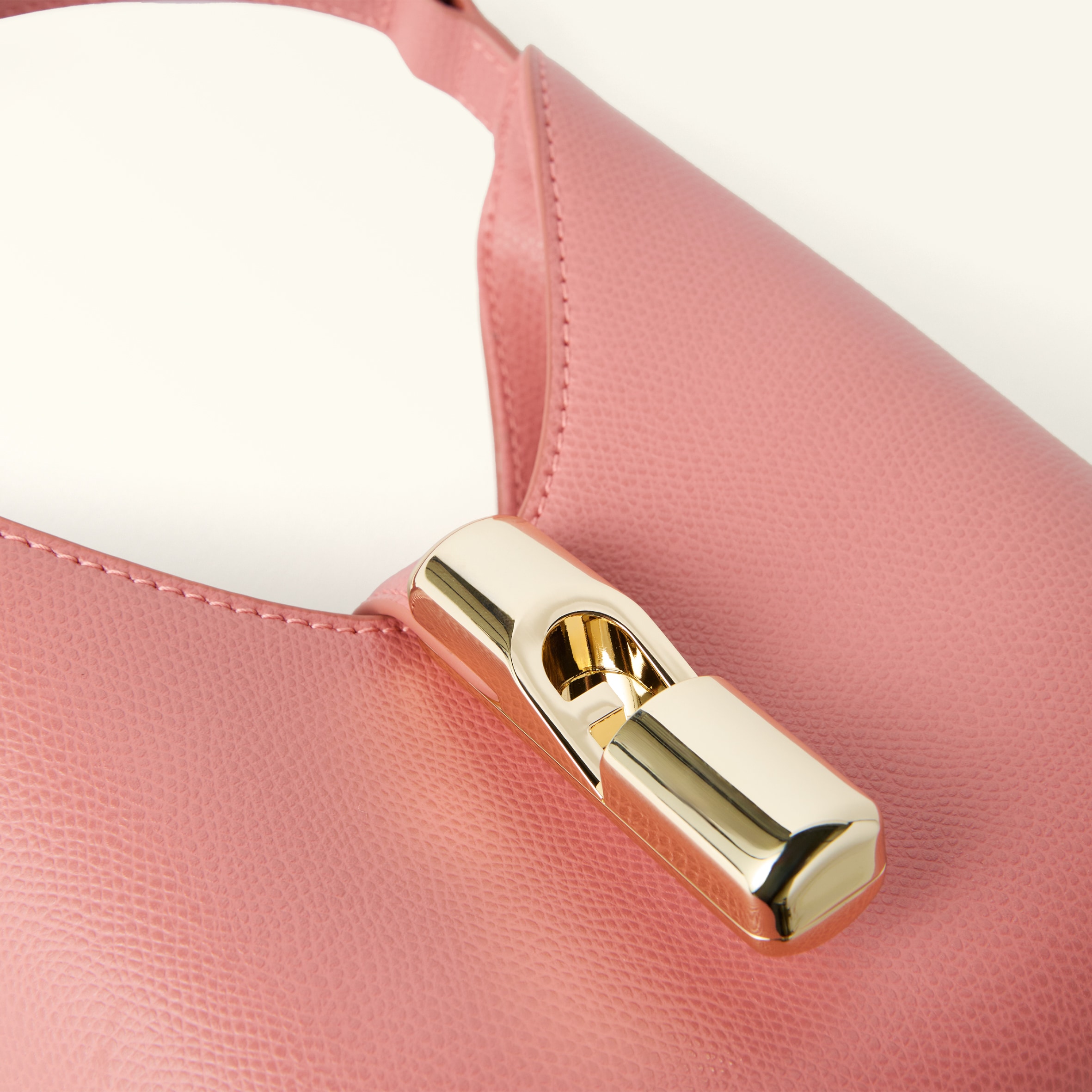 FURLA IRIDE 迷你包 M