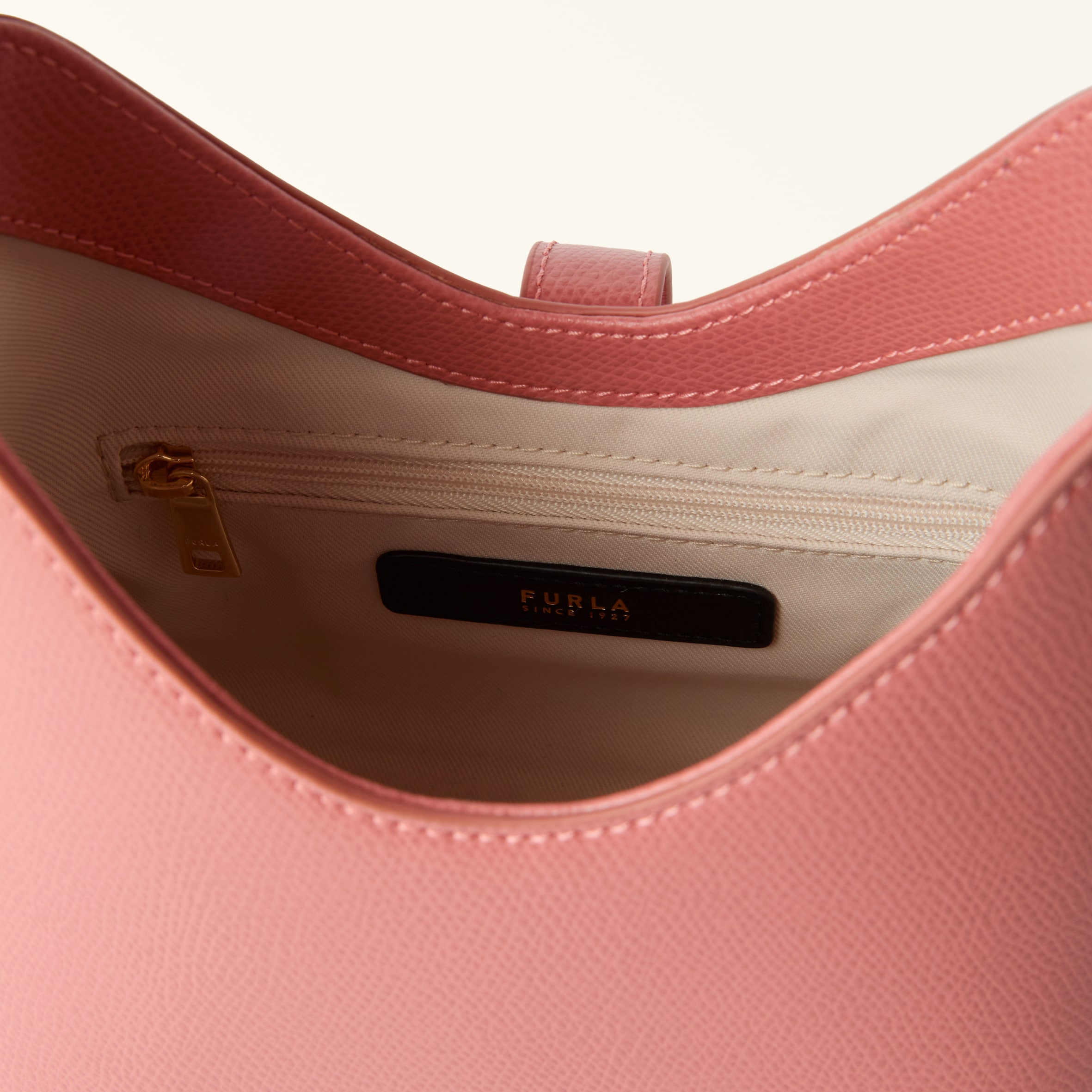 FURLA IRIDE 迷你包 M
