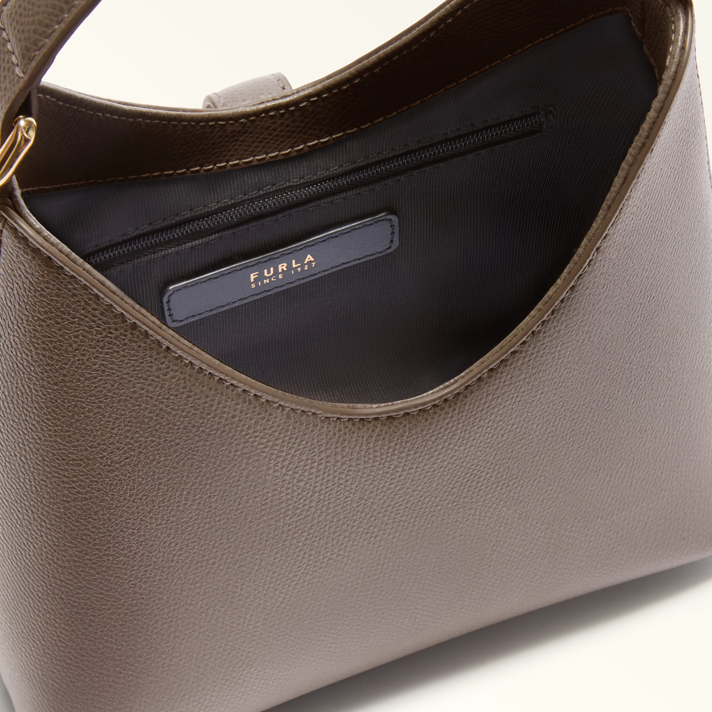 FURLA IRIDE 迷你包 M