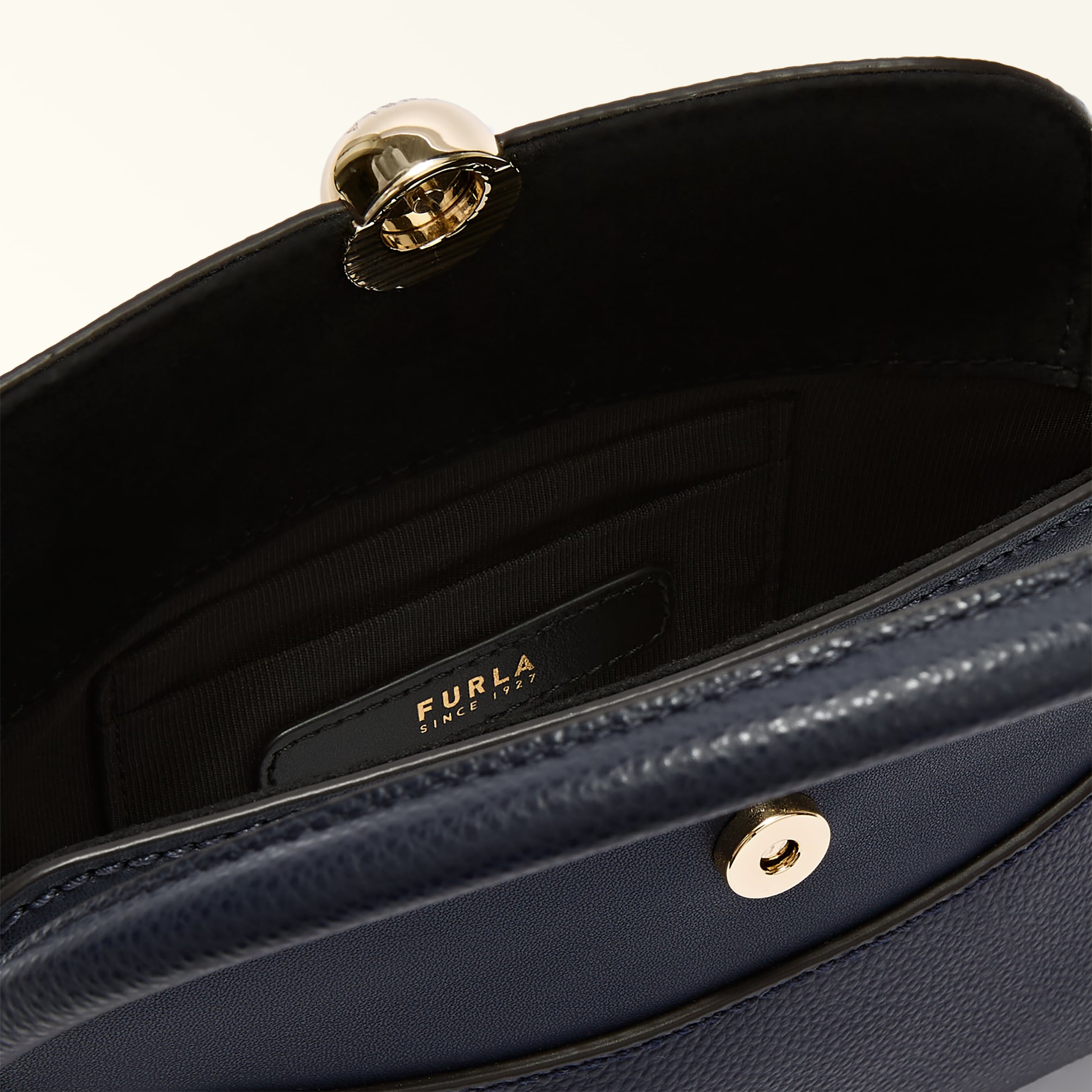 Furla Nicole