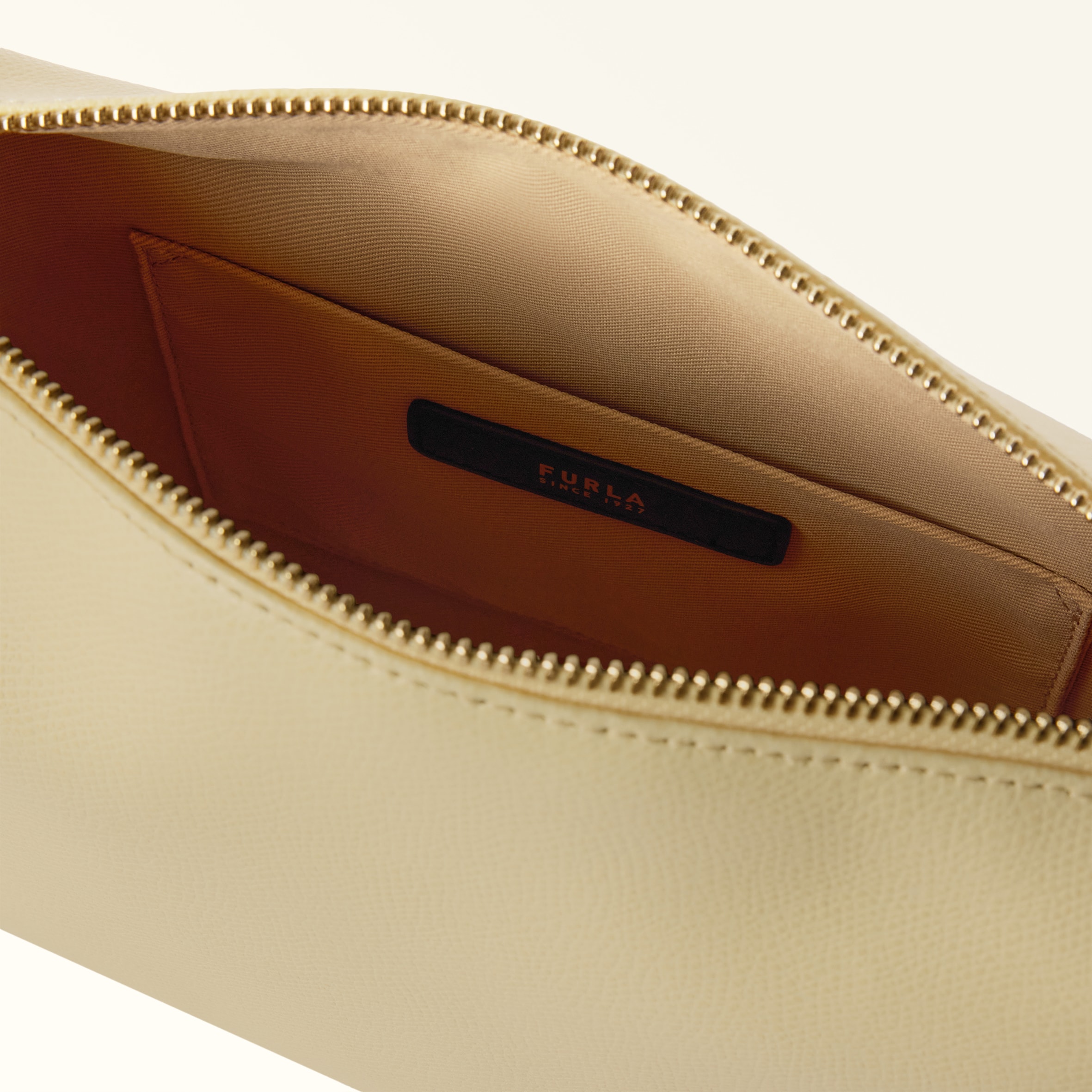 FURLA TONIE 水饺包 XL