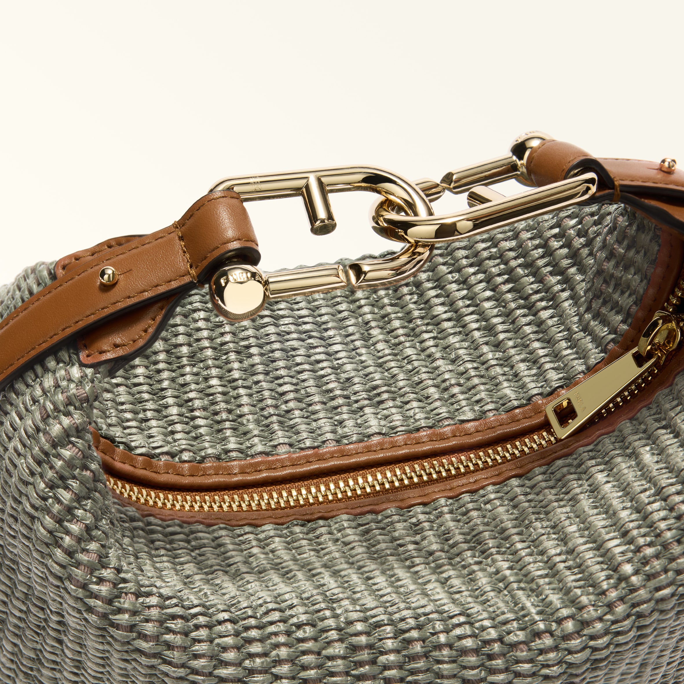 ショルダーバッグ TONI AGAVE Furla Tonie | Furla JP