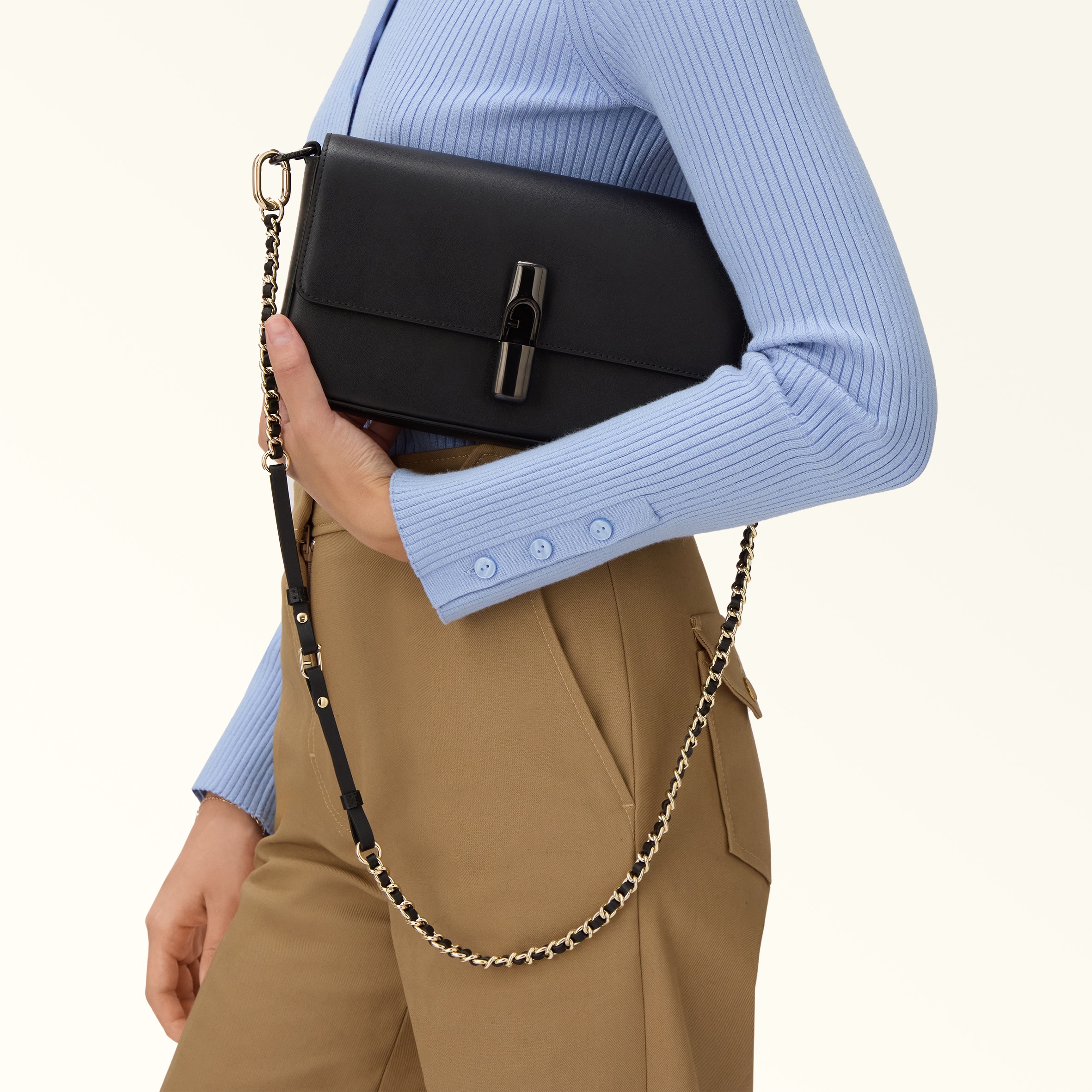ショルダーストラップ NERO Furla Fiona | Furla JP