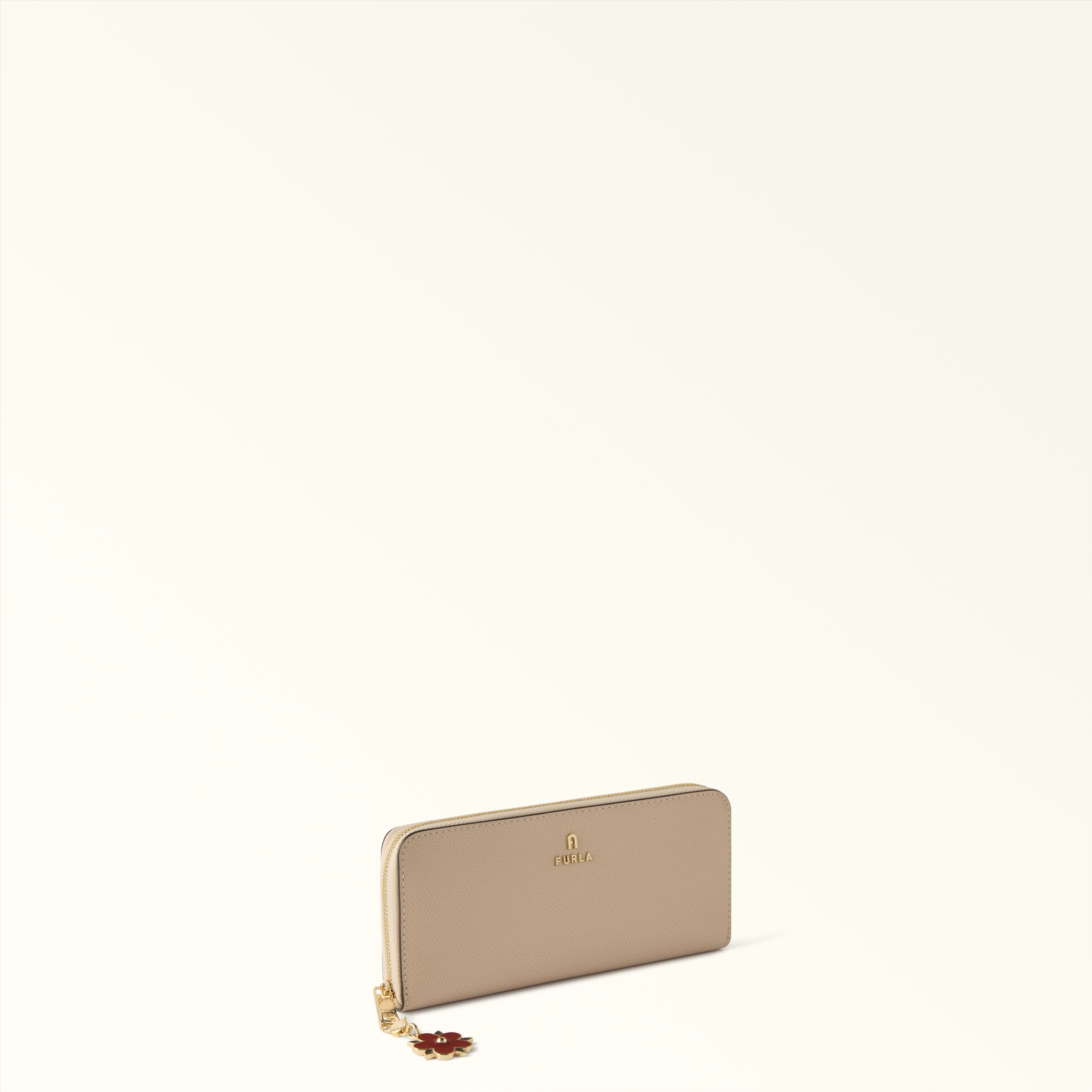 Furla Hashtag