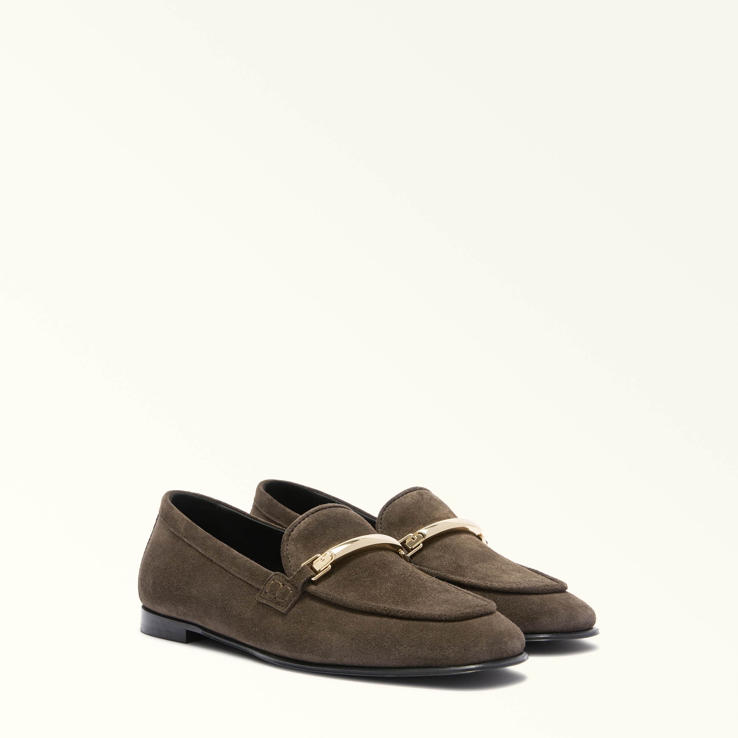Women's shoes: flat shoes and sneakers, boots and sandals| Furla US
