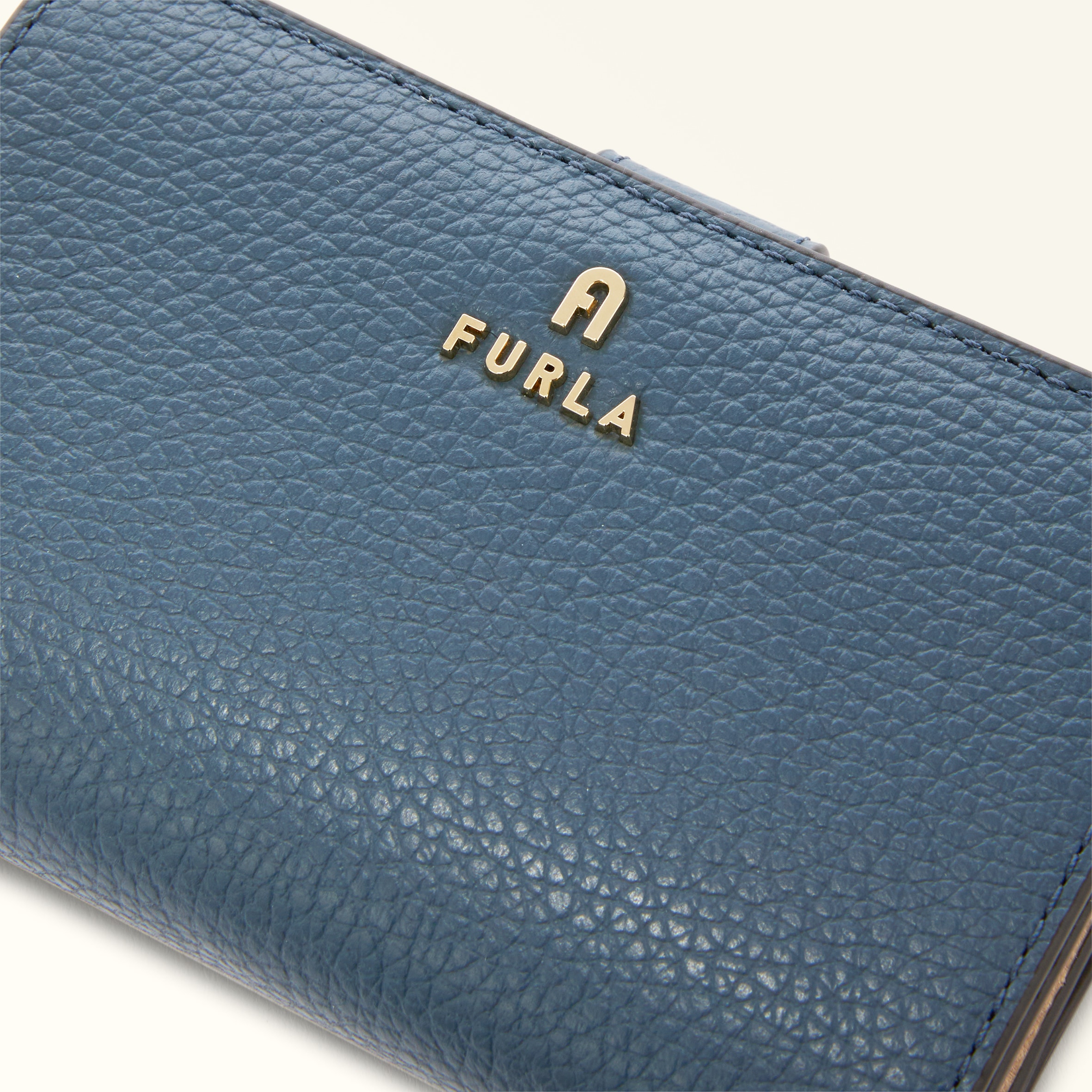 コンパクト財布 M AMATORE BLUE Furla Camelia | Furla JP