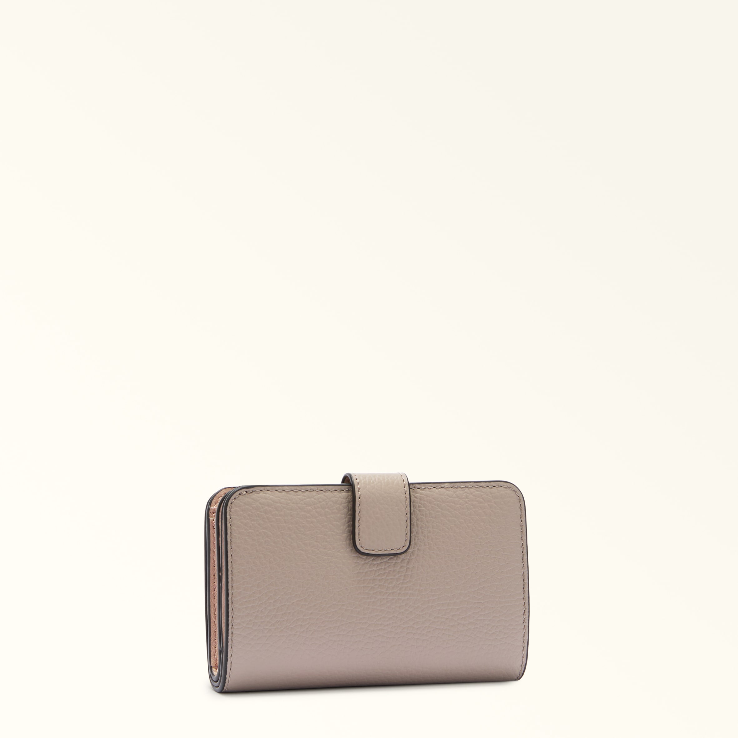専用【新品】FURLA CAMELIA M コンパクト財布 FURLA（フルラ） 財布 カメリア (Furla Camelia) コンパクト財布 M