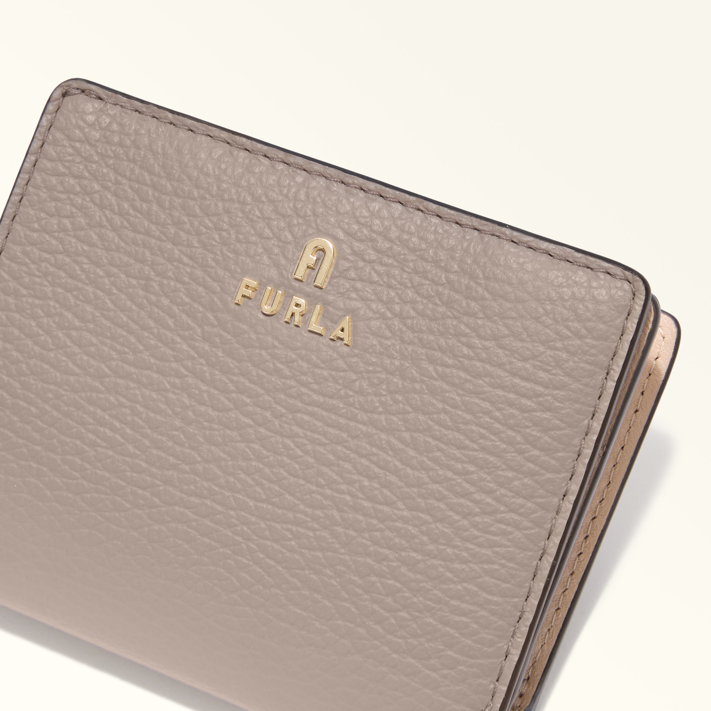 【新品】FURLA CAMELIA コンパクト財布 S コンパクト財布 S LINEN Furla Camelia | Furla JP