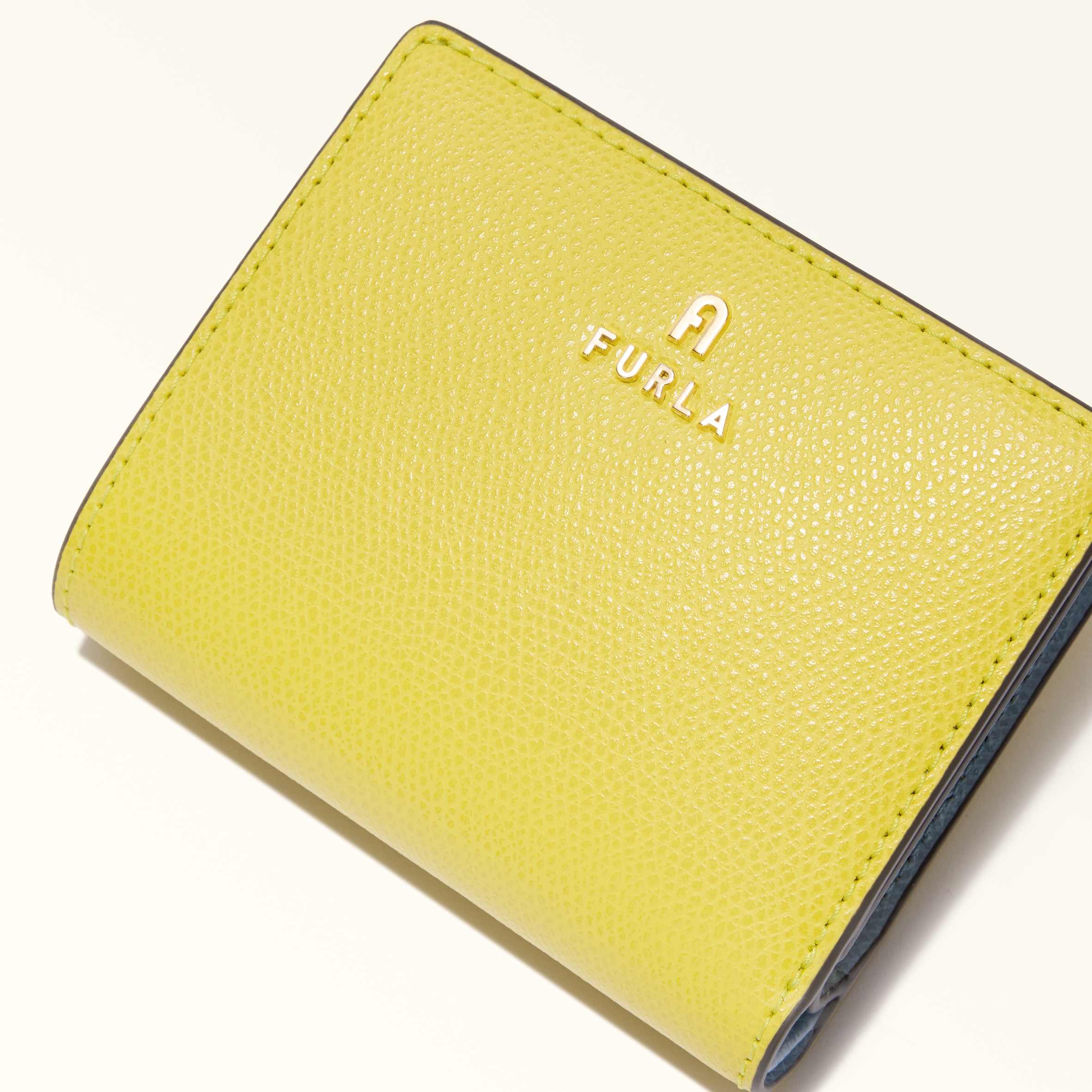 小物 FURLA CAMELIA M COMPACT YELLOW Card Case M AGAVE b Furla Camelia | Furla US