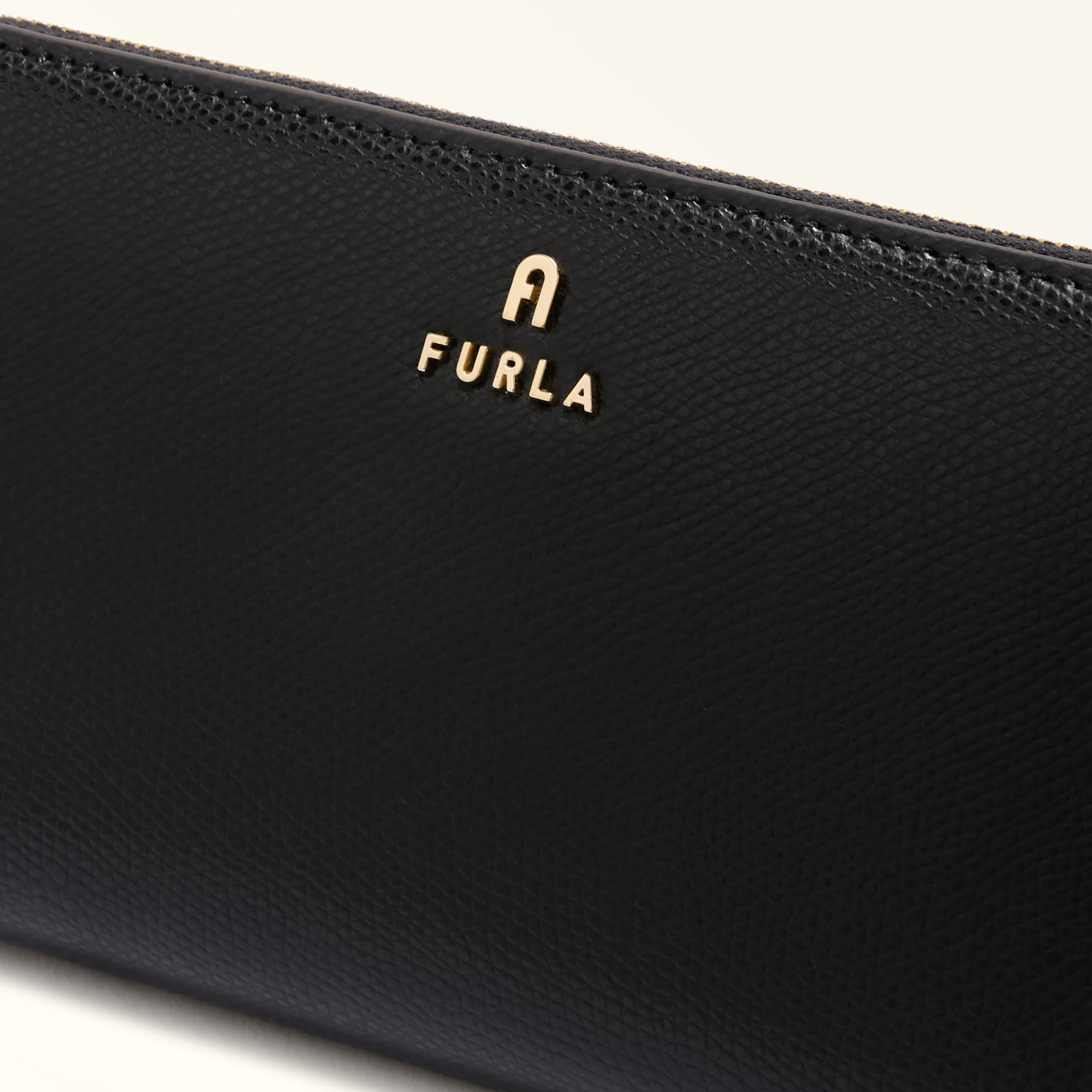 ジップアラウンド XL NERO Furla Camelia | Furla JP